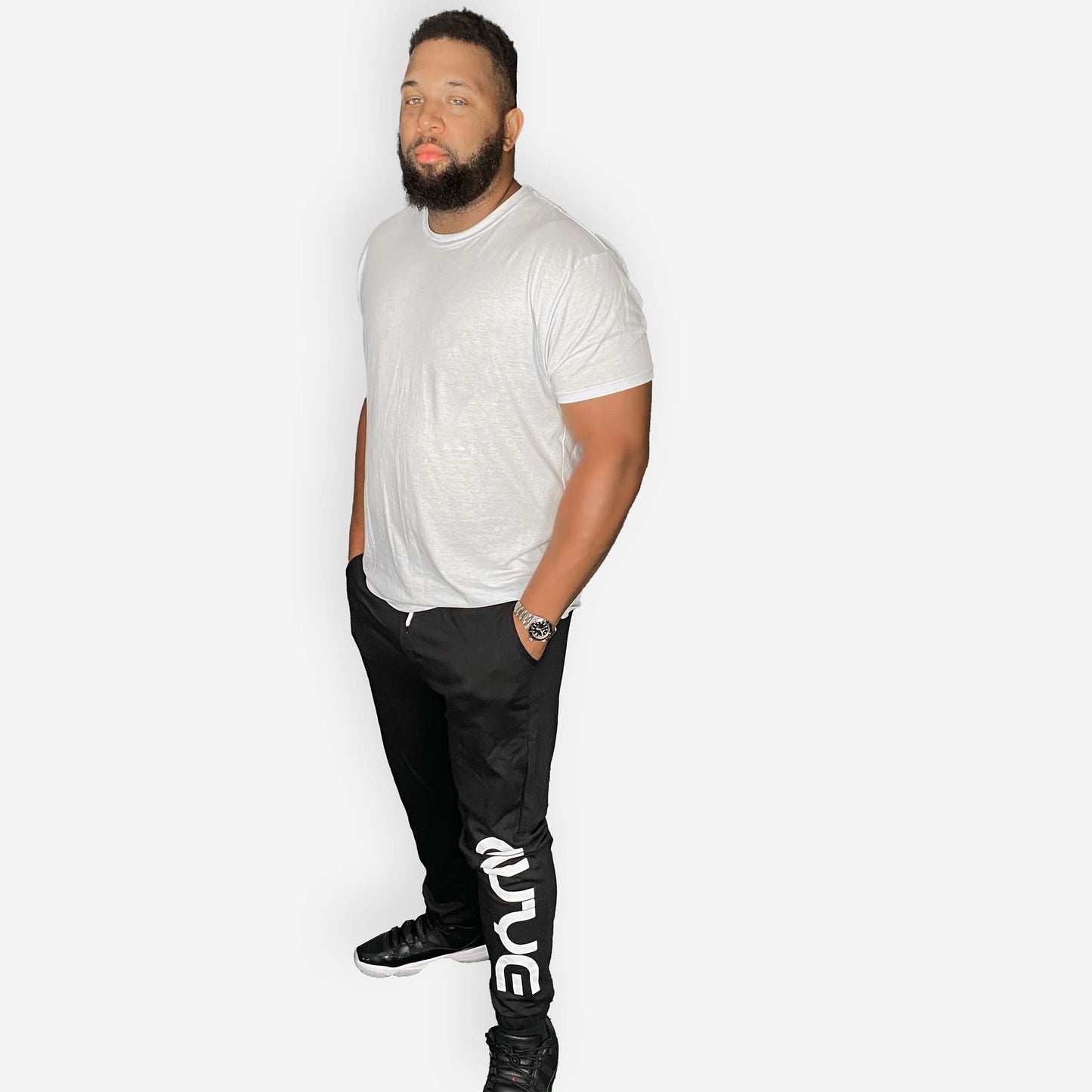 auJ'ye Black Men's Jogger